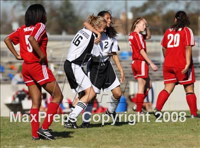 Thumbnail 1 in Alief Taylor vs. Spring Woods (Spring Branch Tournament) photogallery.