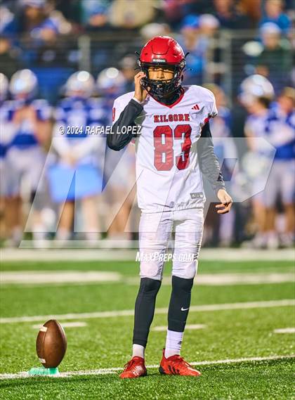 Thumbnail 3 in La Vernia vs. Kilgore (UIL 4A D1 Football Semifinal) photogallery.