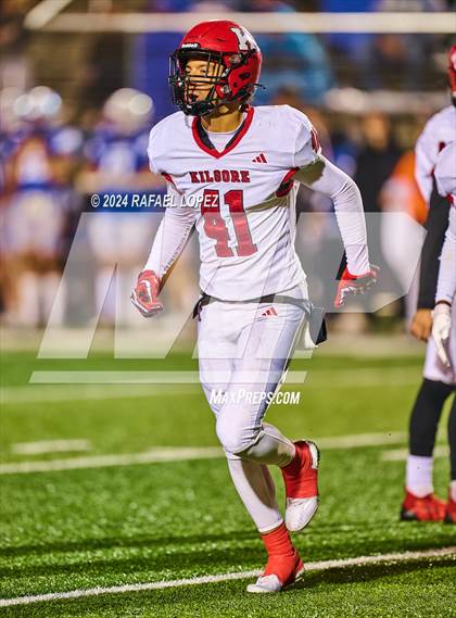 Thumbnail 1 in La Vernia vs. Kilgore (UIL 4A D1 Football Semifinal) photogallery.