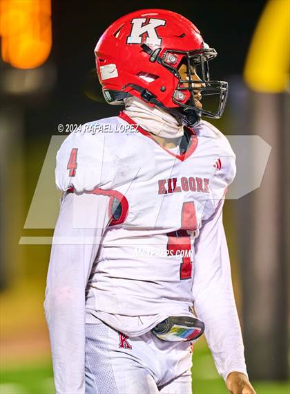 Thumbnail 3 in La Vernia vs. Kilgore (UIL 4A D1 Football Semifinal) photogallery.