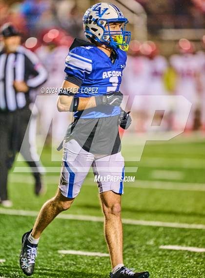 Thumbnail 1 in La Vernia vs. Kilgore (UIL 4A D1 Football Semifinal) photogallery.