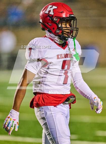 Thumbnail 2 in La Vernia vs. Kilgore (UIL 4A D1 Football Semifinal) photogallery.