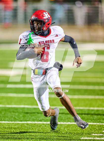Thumbnail 3 in La Vernia vs. Kilgore (UIL 4A D1 Football Semifinal) photogallery.