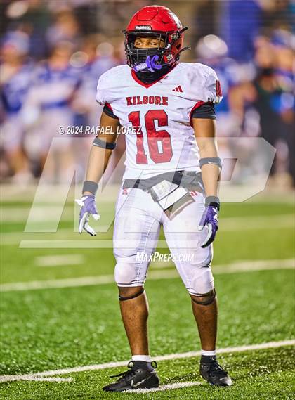 Thumbnail 3 in La Vernia vs. Kilgore (UIL 4A D1 Football Semifinal) photogallery.