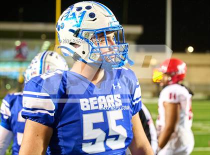 Thumbnail 1 in La Vernia vs. Kilgore (UIL 4A D1 Football Semifinal) photogallery.