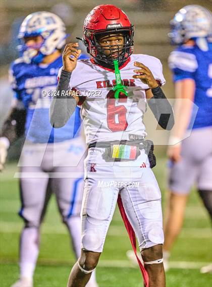 Thumbnail 1 in La Vernia vs. Kilgore (UIL 4A D1 Football Semifinal) photogallery.