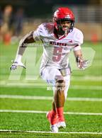 Photo from the gallery "La Vernia vs. Kilgore (UIL 4A D1 Football Semifinal)"
