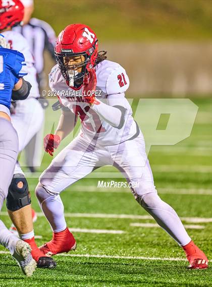 Thumbnail 1 in La Vernia vs. Kilgore (UIL 4A D1 Football Semifinal) photogallery.