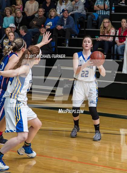 Thumbnail 3 in Fall River vs. Loyalton (CIF NS D6 Final) photogallery.