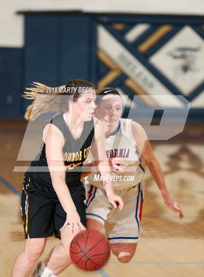 Thumbnail 2 in California vs Monroe City (Central Bank Shootout) photogallery.