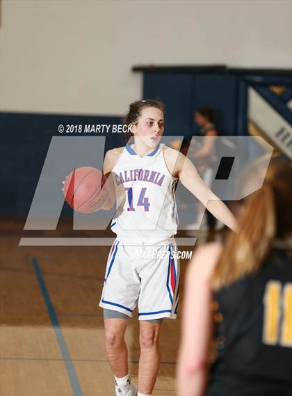 Thumbnail 2 in California vs Monroe City (Central Bank Shootout) photogallery.