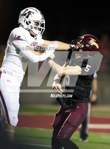 Thumbnail 3 in Lake Travis @ Dripping Springs photogallery.