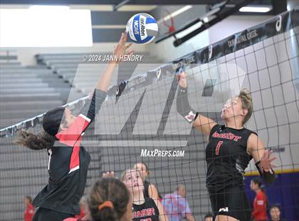 Thumbnail 2 in Carrollwood Day vs. Marist (Durango Fall Classic) photogallery.
