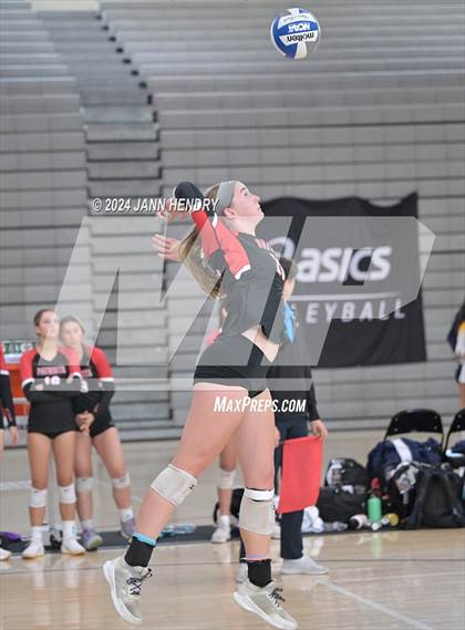 Thumbnail 2 in Carrollwood Day vs. Marist (Durango Fall Classic) photogallery.