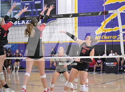 Thumbnail 2 in Carrollwood Day vs. Marist (Durango Fall Classic) photogallery.