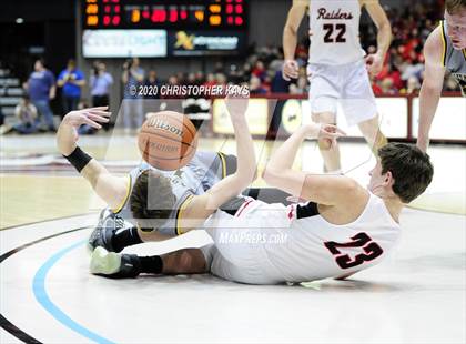 Thumbnail 3 in Central A & M vs. Goreville (IHSA 1A Super-Sectional) photogallery.