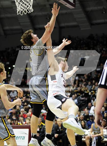 Thumbnail 1 in Central A & M vs. Goreville (IHSA 1A Super-Sectional) photogallery.