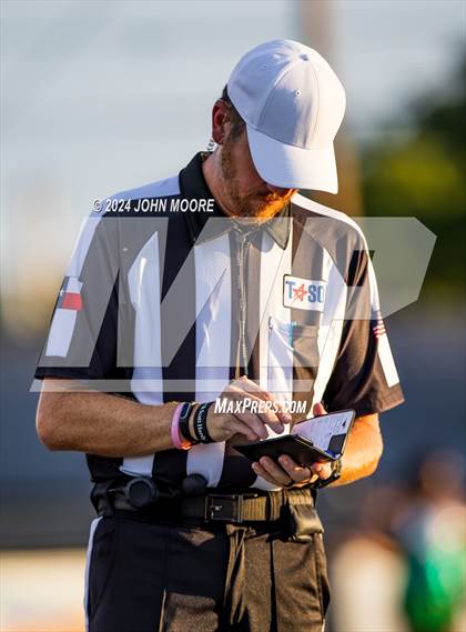 Thumbnail 3 in Monahans @ Shallowater photogallery.