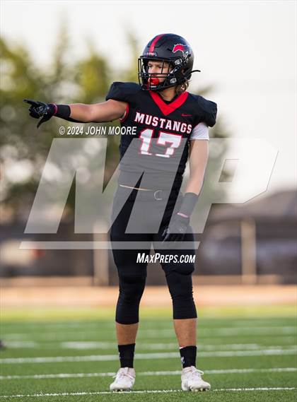 Thumbnail 3 in Monahans @ Shallowater photogallery.