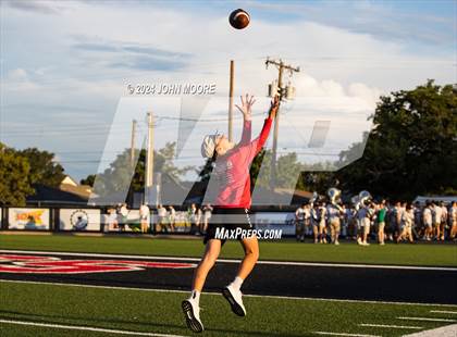 Thumbnail 1 in Monahans @ Shallowater photogallery.