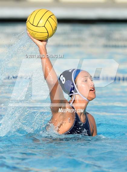 Thumbnail 1 in Newport Harbor vs. Edison (Bill Barnett Holiday Cup) photogallery.