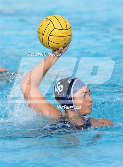 Thumbnail 3 in Newport Harbor vs. Edison (Bill Barnett Holiday Cup) photogallery.