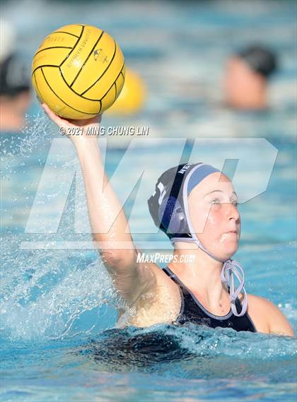 Thumbnail 1 in Newport Harbor vs. Edison (Bill Barnett Holiday Cup) photogallery.
