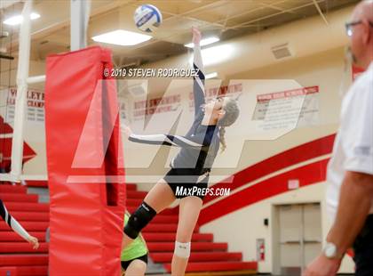 Thumbnail 3 in Forest Lake Christian vs. Stone Ridge Christian (CIF SJS D6 Final) photogallery.