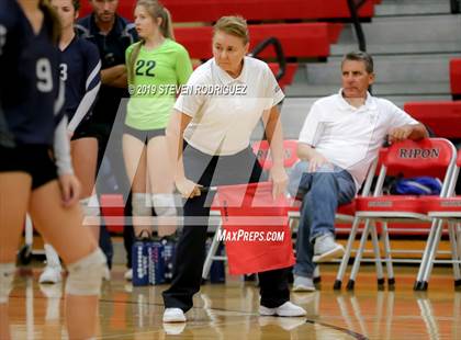 Thumbnail 3 in Forest Lake Christian vs. Stone Ridge Christian (CIF SJS D6 Final) photogallery.