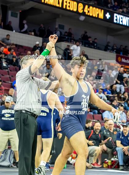 Thumbnail 1 in CIF Wrestling Semifinals photogallery.