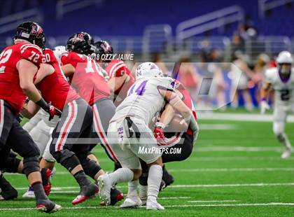Thumbnail 2 in Lake Travis vs. Weslaco (UIL 6A Regional Playoff) photogallery.