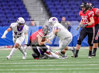 Thumbnail 2 in Lake Travis vs. Weslaco (UIL 6A Regional Playoff) photogallery.