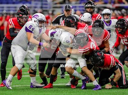 Thumbnail 3 in Lake Travis vs. Weslaco (UIL 6A Regional Playoff) photogallery.