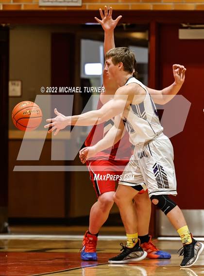 Thumbnail 3 in Mullan vs Kootenai (1AD2 District Playoffs) photogallery.
