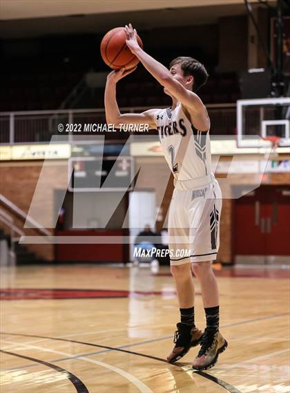 Thumbnail 2 in Mullan vs Kootenai (1AD2 District Playoffs) photogallery.