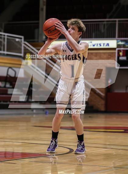 Thumbnail 3 in Mullan vs Kootenai (1AD2 District Playoffs) photogallery.