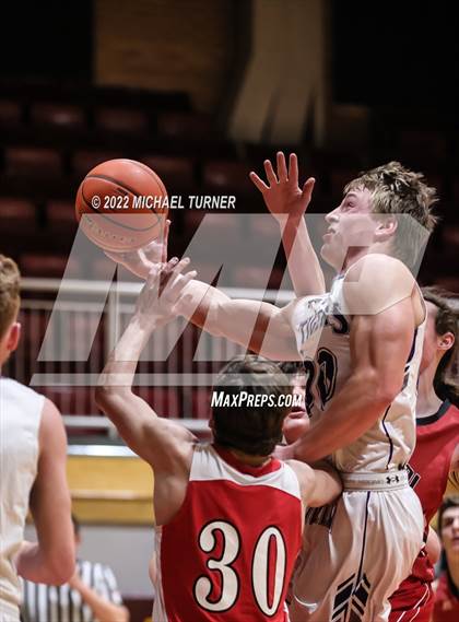 Thumbnail 1 in Mullan vs Kootenai (1AD2 District Playoffs) photogallery.