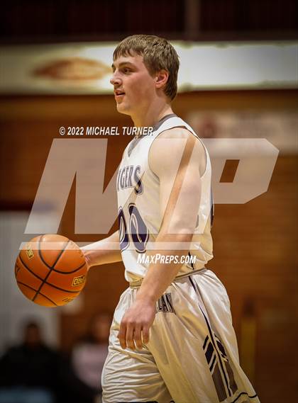 Thumbnail 2 in Mullan vs Kootenai (1AD2 District Playoffs) photogallery.
