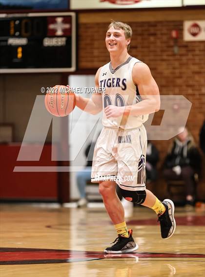 Thumbnail 2 in Mullan vs Kootenai (1AD2 District Playoffs) photogallery.