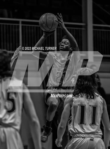 Thumbnail 3 in Mullan vs Kootenai (1AD2 District Playoffs) photogallery.