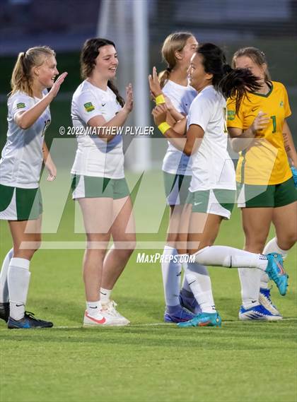 Thumbnail 3 in Cardinal Gibbons vs. Ardrey Kell (NCHSAA 4A Final) (1 of 2 - the Game) photogallery.
