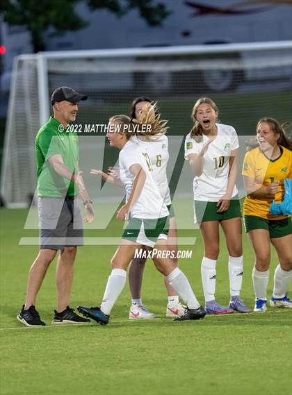 Thumbnail 3 in Cardinal Gibbons vs. Ardrey Kell (NCHSAA 4A Final) (1 of 2 - the Game) photogallery.