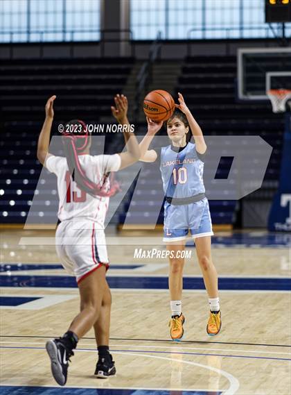 Thumbnail 1 in Lakeland vs. Fort Wayne North Side (PSM Holiday Shootout) photogallery.