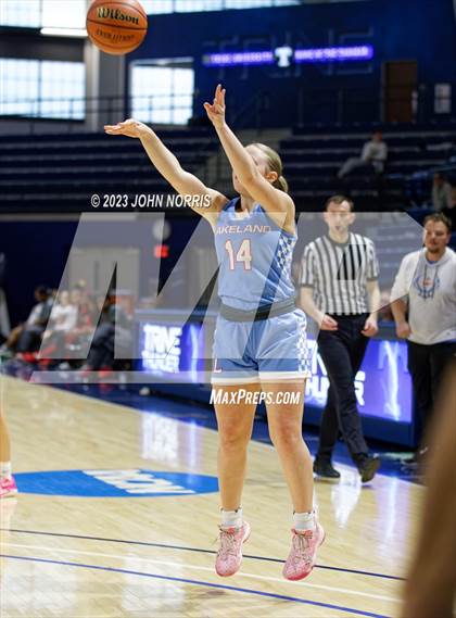 Thumbnail 3 in Lakeland vs. Fort Wayne North Side (PSM Holiday Shootout) photogallery.