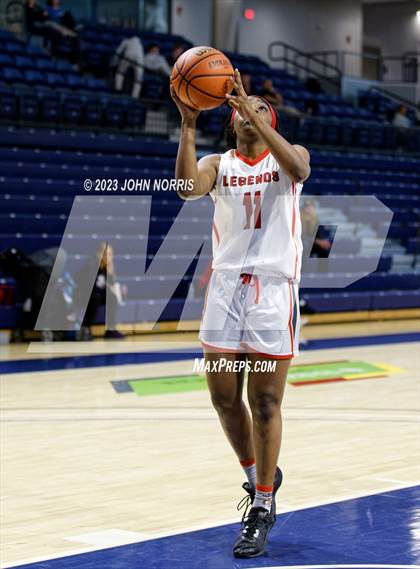 Thumbnail 1 in Lakeland vs. Fort Wayne North Side (PSM Holiday Shootout) photogallery.
