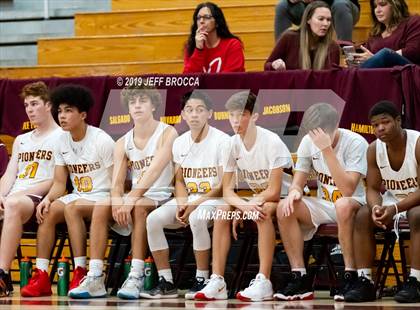 Thumbnail 2 in Valencia vs. Simi Valley photogallery.