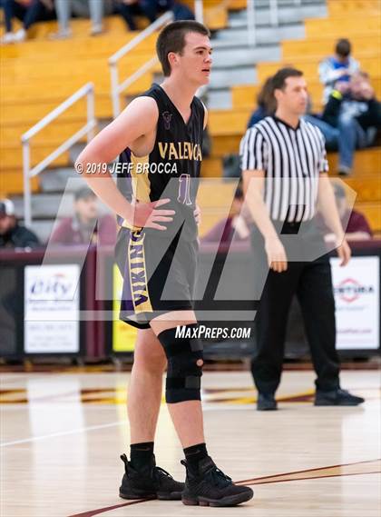 Thumbnail 1 in Valencia vs. Simi Valley photogallery.