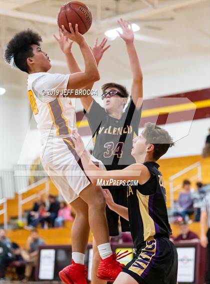 Thumbnail 1 in Valencia vs. Simi Valley photogallery.