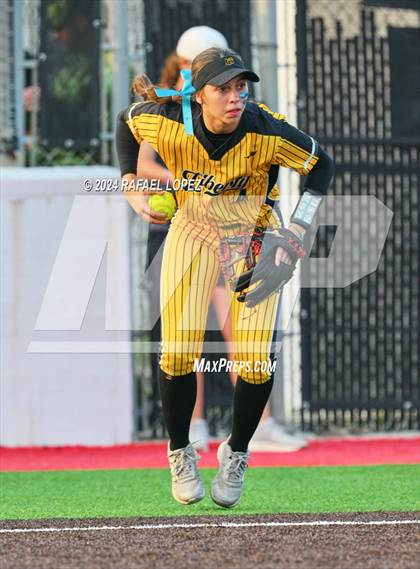 Thumbnail 1 in Liberty vs. Bridge City (UIL Softball 4A Region 3 Regional Quarter Final) photogallery.