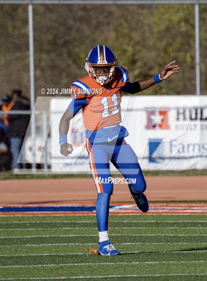 Thumbnail 1 in East St. Louis @ Richards (IHSA 6A Semifinals) photogallery.
